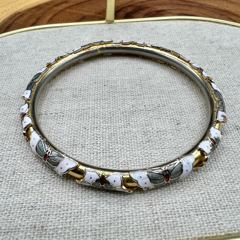 𝔾𝕆𝕃𝔻 𝕋𝕆ℕ𝔼 Enamel Butterfly Bracelet